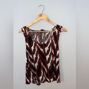 💙 Silence + Noise sleeveless Shirt